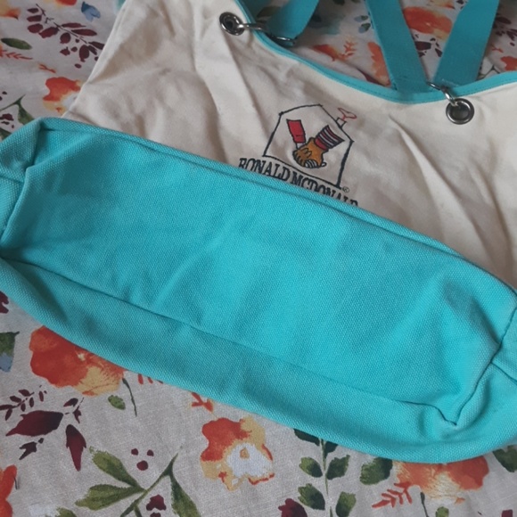 Thirty One Canvas Crew Tote *like new* - Picture 4 of 6